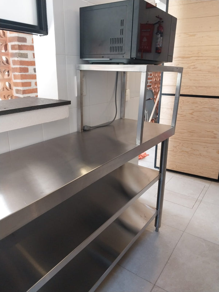 Acero inoxidable · Muever